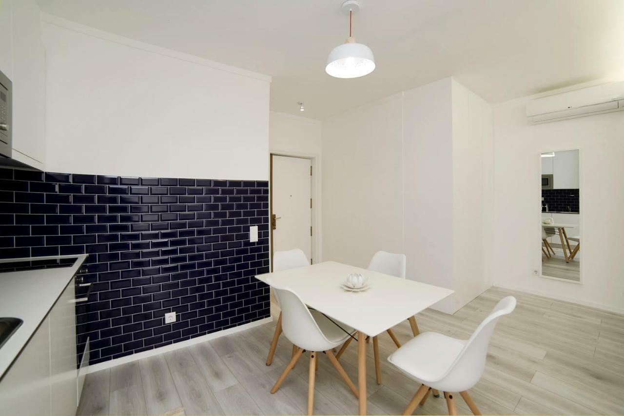 My Modern Homey At Porto Exterior foto